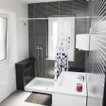 Хостел North Surf House Хихон