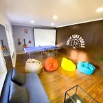 Хостел North Surf House Хихон