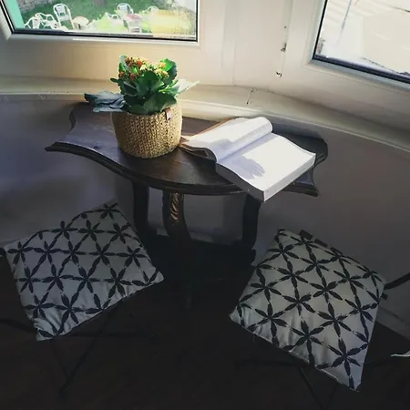 North Surf House Hostel *