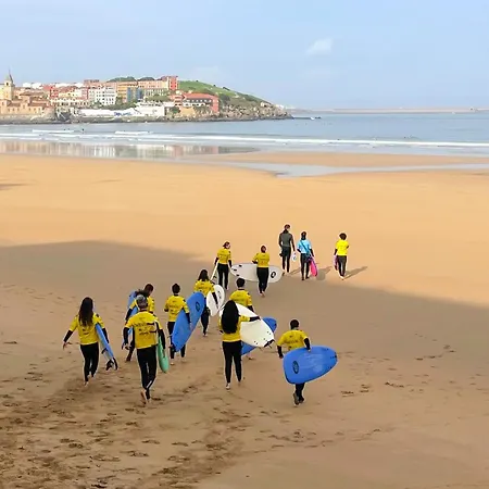 North Surf House Hostel Gijon